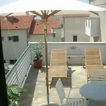 Cukarin شقة